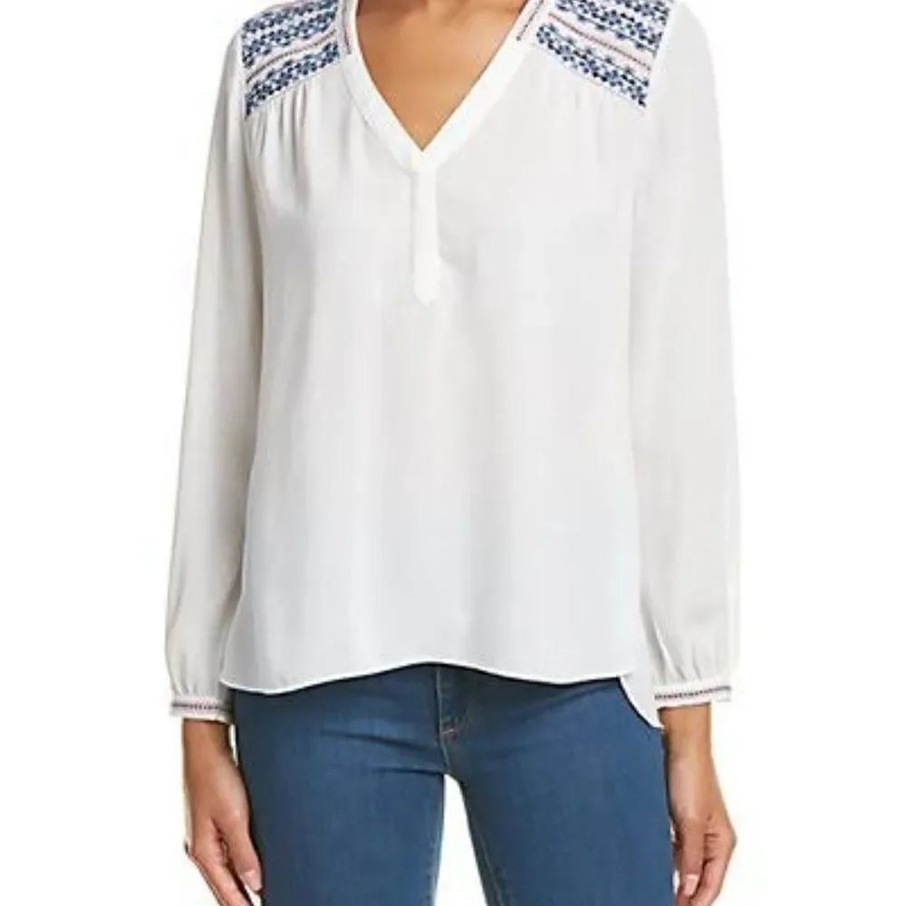 NYDJ White V-neck embroidered blouse, size L